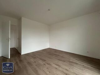  Appartement à louer 2 pièces 42 m²