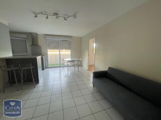  Appartement à louer 3 pièces 56 m²