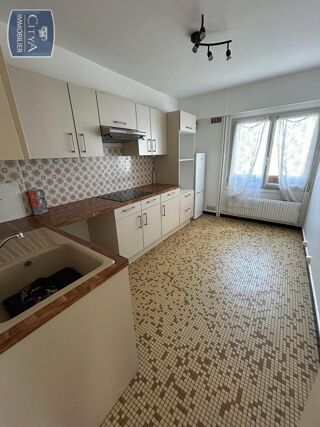  Appartement � louer 4 pi�ces 90 m�