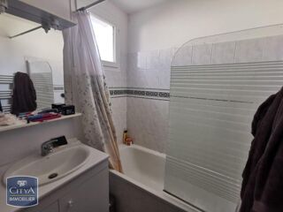  Maison à louer 4 pièces 81 m²