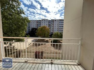  Appartement à louer 3 pièces 74 m²