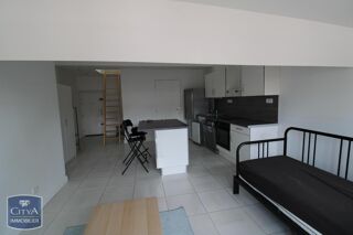  Appartement à louer 1 pièce 33 m²