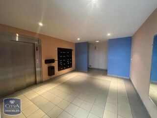  Appartement à louer 2 pièces 46 m²