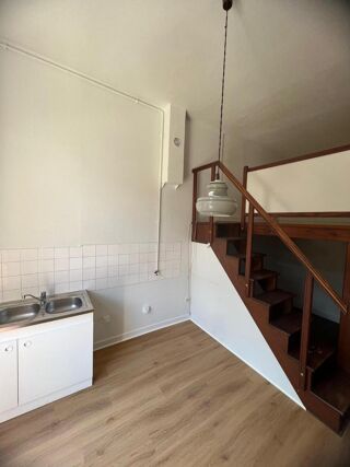  Appartement à louer 1 pièce 22 m²