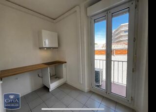  Appartement à louer 2 pièces 45 m²