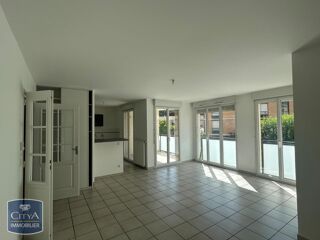  Appartement à louer 4 pièces 88 m²