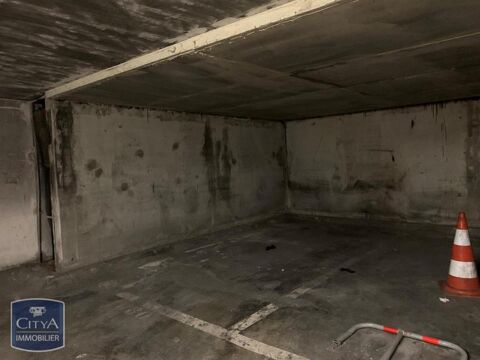  Parking / Garage � louer 