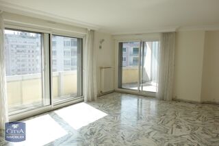  Appartement à louer 3 pièces 101 m²