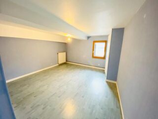  Appartement à louer 3 pièces 88 m²