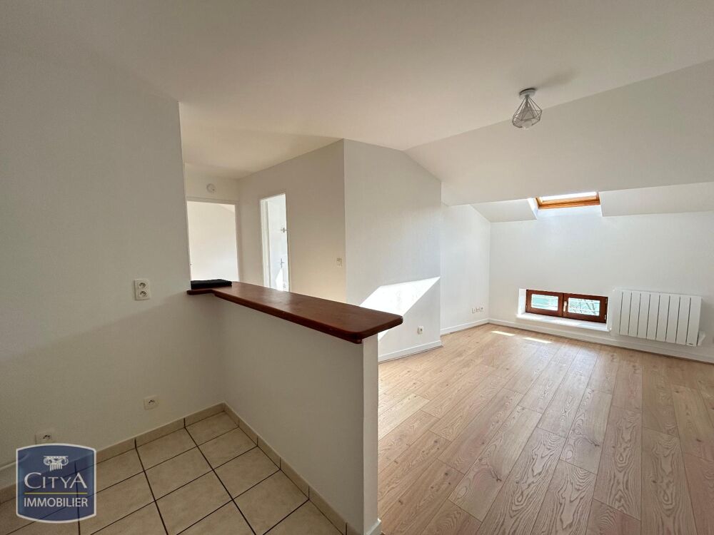 location Appartement - 2 pièce(s) - 39 m² Caluire-et-Cuire (69300)