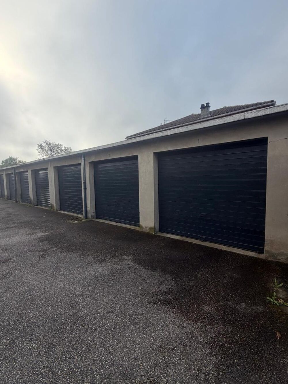 location Parking / Garage Décines-Charpieu (69150)