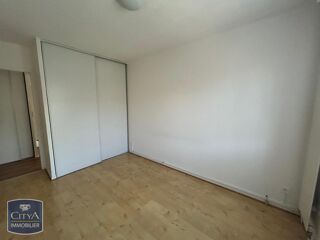  Appartement à louer 3 pièces 70 m²