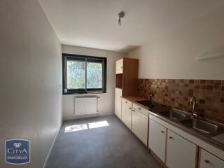  Appartement à louer 3 pièces 65 m²