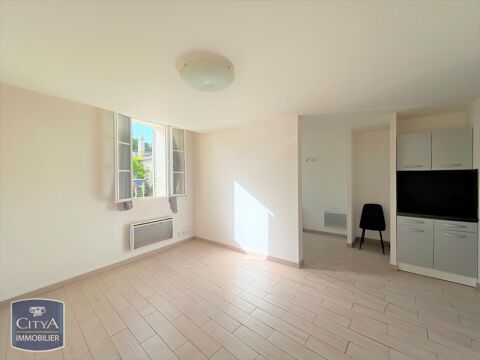   Location Appartement Appartement - 3 pièce(s) - 67 m²