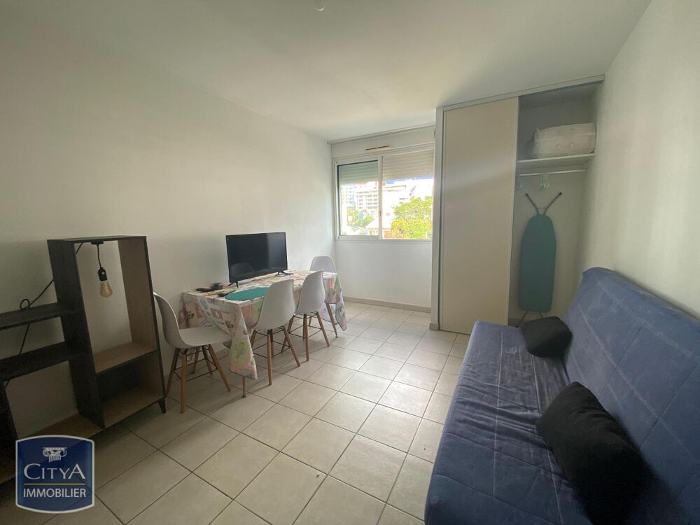 location Appartement - 1 pièce(s) - 23 m² Sainte-Clotilde (97490)