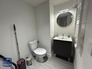  Appartement à louer 2 pièces 40 m²