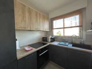  Appartement à louer 2 pièces 44 m²