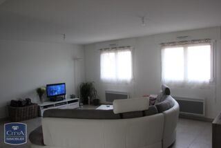  Appartement à louer 3 pièces 84 m²