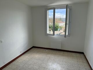  Appartement � louer 4 pi�ces 79 m�