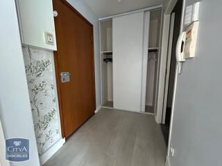  Appartement à louer 1 pièce 34 m²