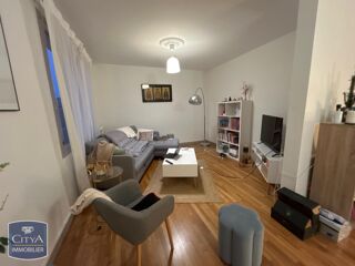  Appartement à louer 4 pièces 101 m²