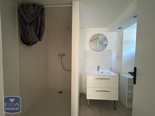 Appartement à louer 2 pièces 40 m²