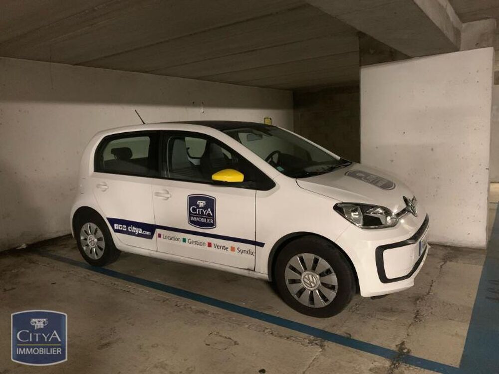location Parking / Garage Tours (37000)