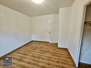  Appartement � louer 3 pi�ces 82 m�