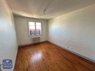  Appartement à louer 4 pièces 67 m²