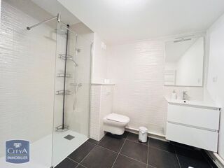  Appartement à louer 2 pièces 42 m²