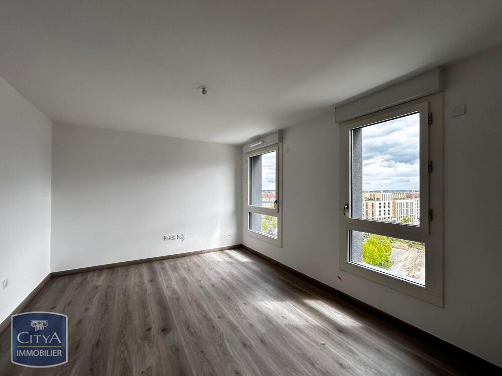 location Appartement - 3 pièce(s) - 71 m² Nancy (54000)