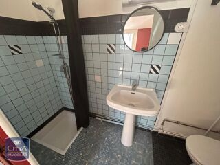  Appartement à louer 2 pièces 31 m²