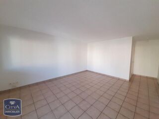  Appartement à louer 3 pièces 53 m²