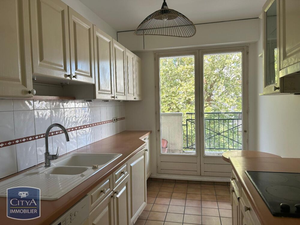 location Appartement - 3 pièce(s) - 69 m² Fontenay-aux-Roses (92260)