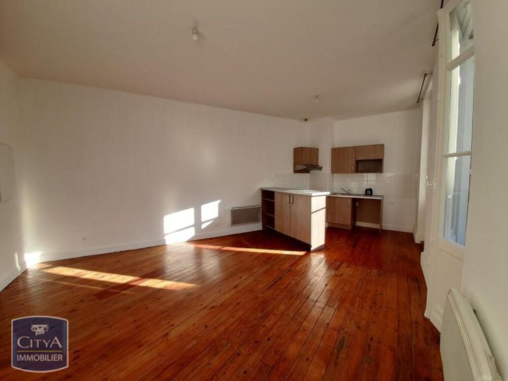 EXCLUSIVITÉ - T3 CENTRE-VILLE À louer : à AGEN (47000) d....