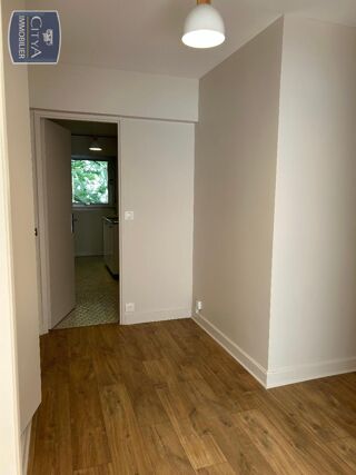  Appartement à louer 2 pièces 53 m²