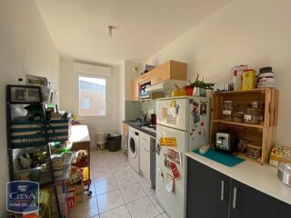  Appartement à louer 3 pièces 65 m²