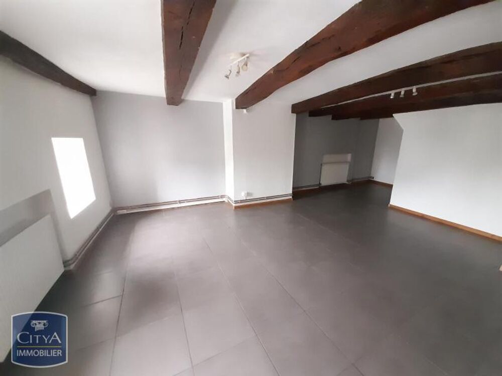 location Appartement - 3 pièce(s) - 78 m² Carignan (08110)