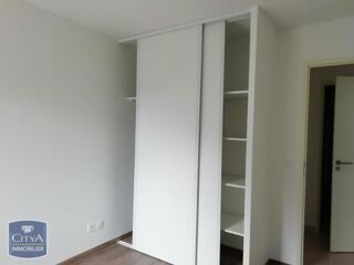  Appartement � louer 4 pi�ces 82 m�