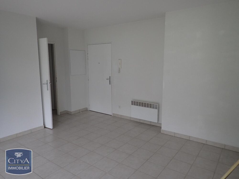 location Appartement - 3 pièce(s) - 62 m² Baume-les-Dames (25110)