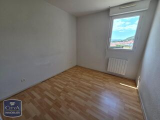  Appartement à louer 3 pièces 57 m²