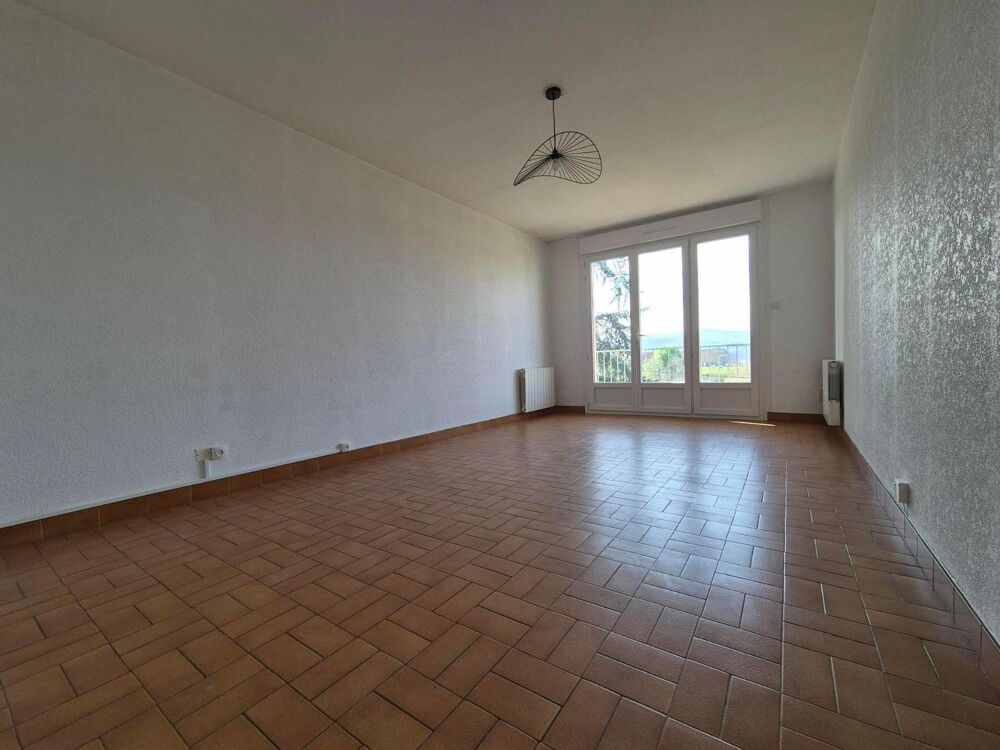 location Appartement - 3 pièce(s) - 67 m² Varennes-lès-Mâcon (71000)