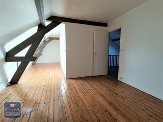  Appartement à louer 3 pièces 97 m²