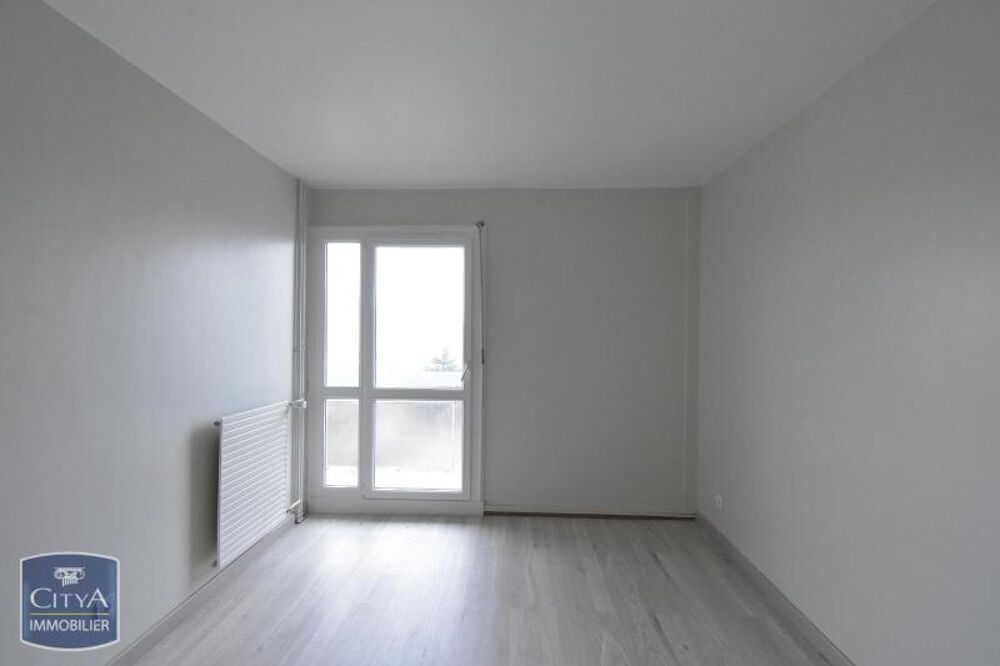 location Appartement - 4 pièce(s) - 82 m² Le Mans (72100)