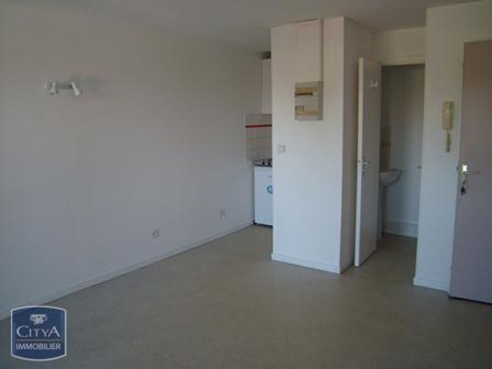 À LOUER : Charmant appartement T1 situé dans la belle vi....