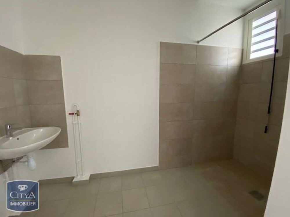 location Appartement - 1 pièce(s) - 23 m² Le Tampon (97430)