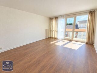  Appartement à louer 3 pièces 74 m²