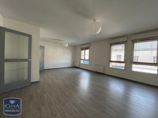  Appartement à louer 4 pièces 112 m²