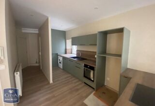  Appartement à louer 4 pièces 66 m²