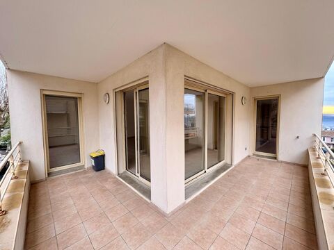   Location Appartement Appartement - 3 pi�ce(s) - 87 m�